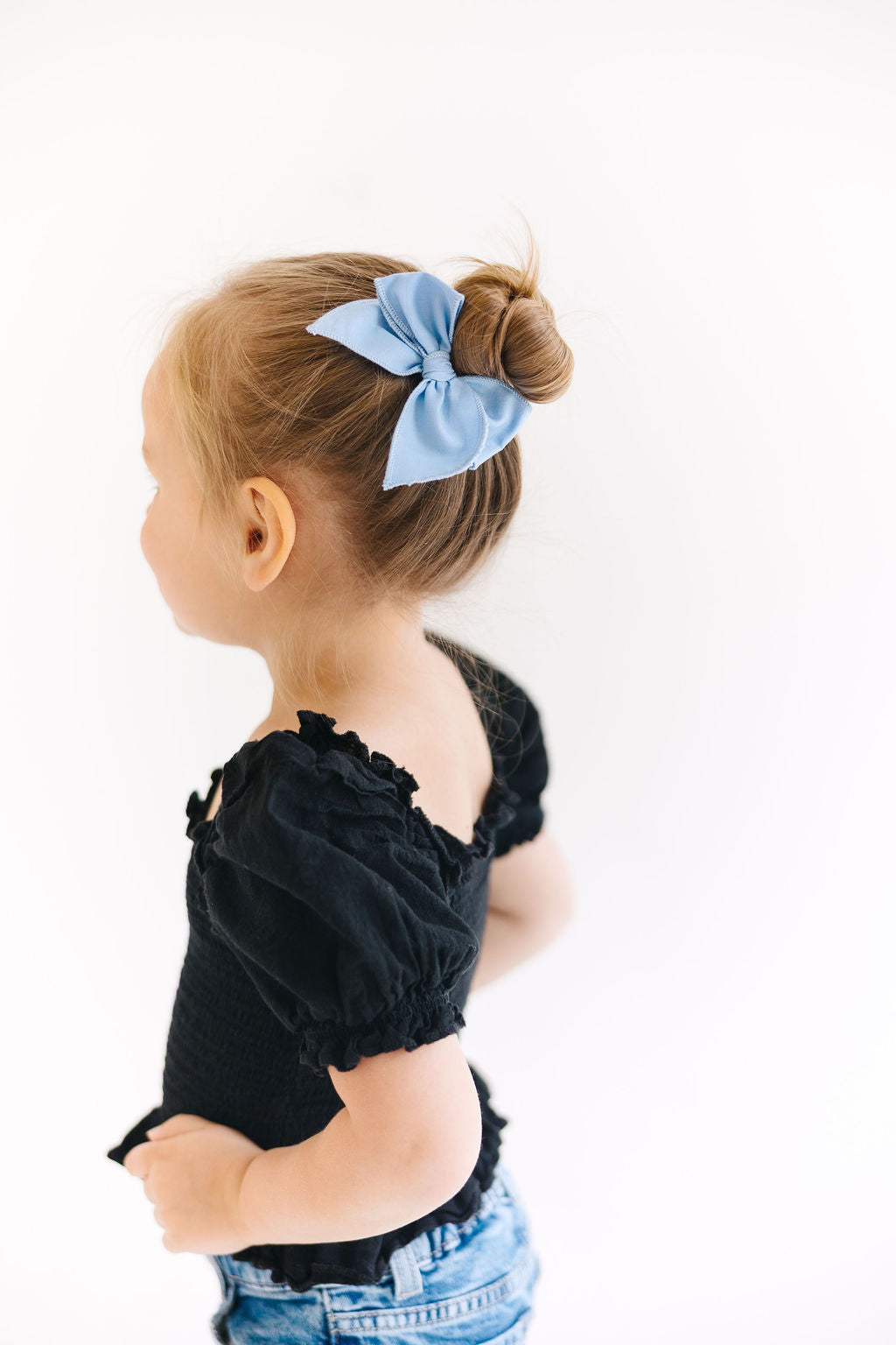 White Solid Small Bow