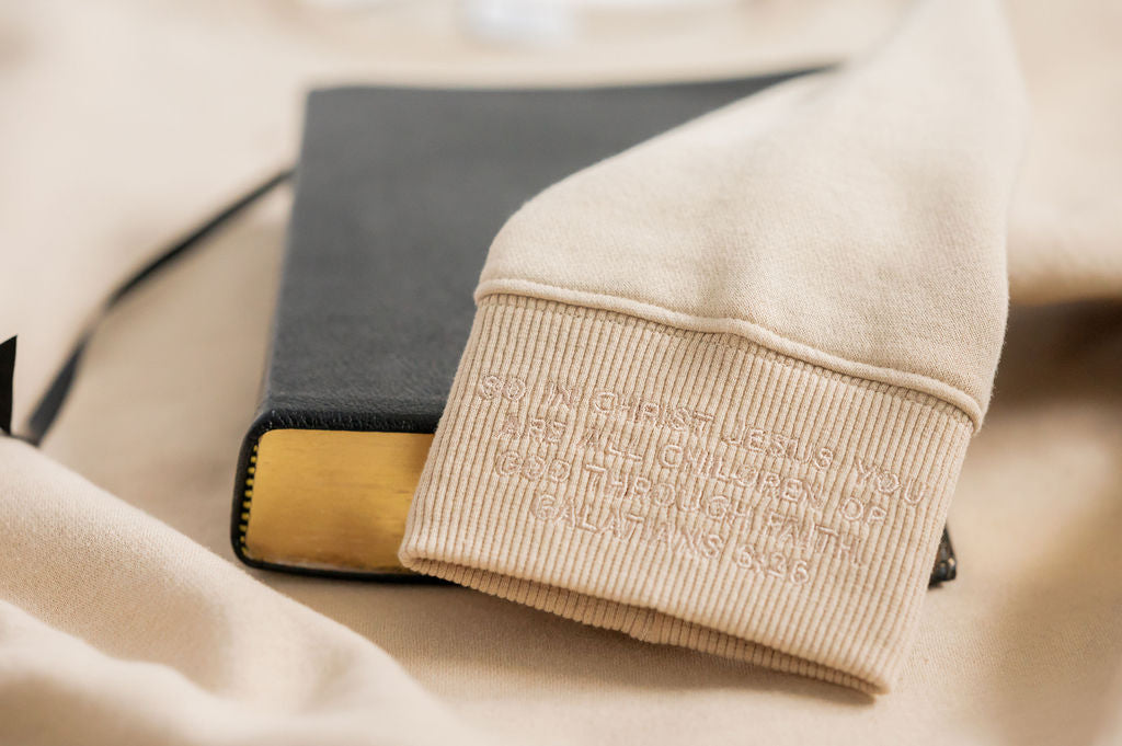 Child of God Crewneck sweatshirt